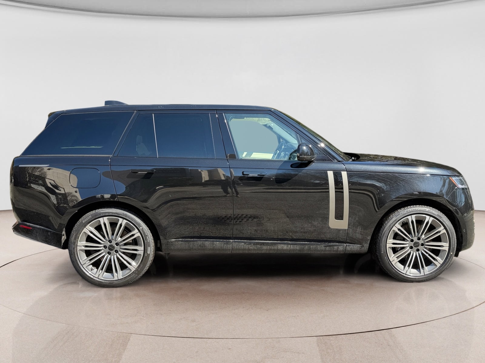 2026 Land Rover Range Rover SE - Photo 6