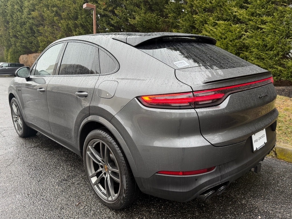 Used 2022 Porsche Cayenne E-Hybrid Coupe E-Hybrid Coupe SUV