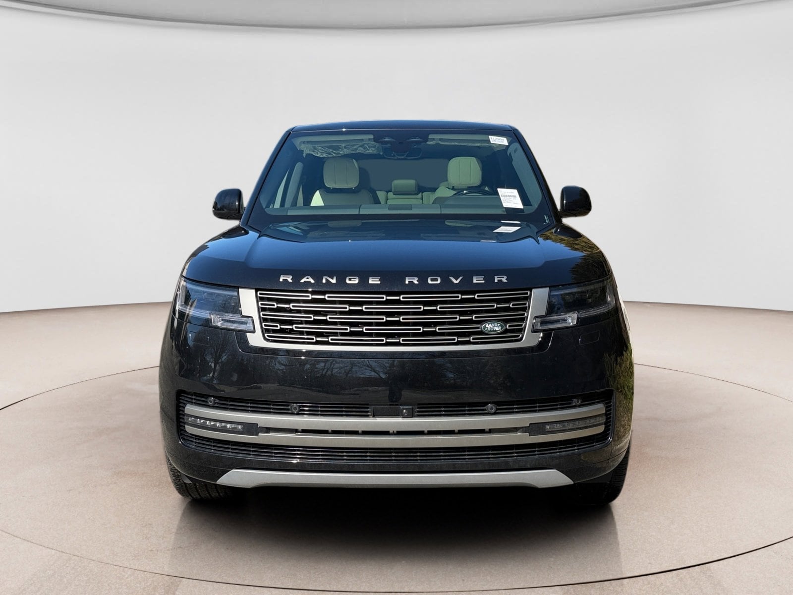 2026 Land Rover Range Rover SE - Photo 8