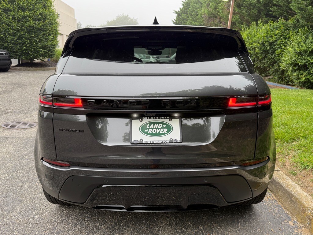 2026 Land Rover Range Rover Evoque S photo 4