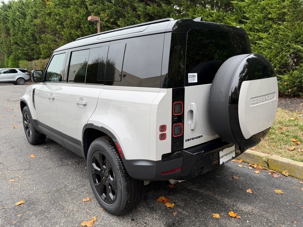 New 2026 Land Rover Defender 110 S 300PS SUV