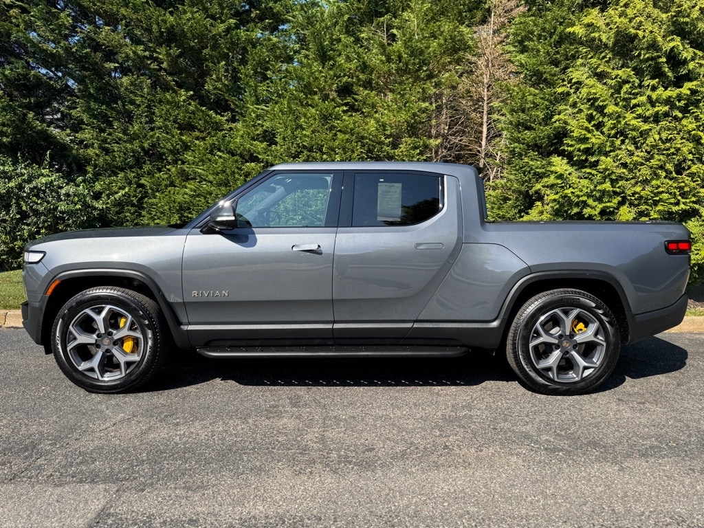 Used 2023 Rivian R1T Adventure with VIN 7FCTGAAA2PN020103 for sale in Southampton, NY