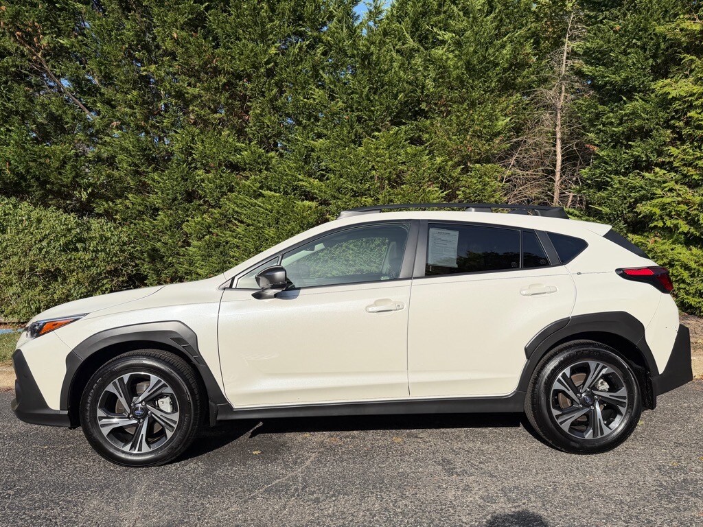 2024 Subaru Crosstrek Premium photo 2