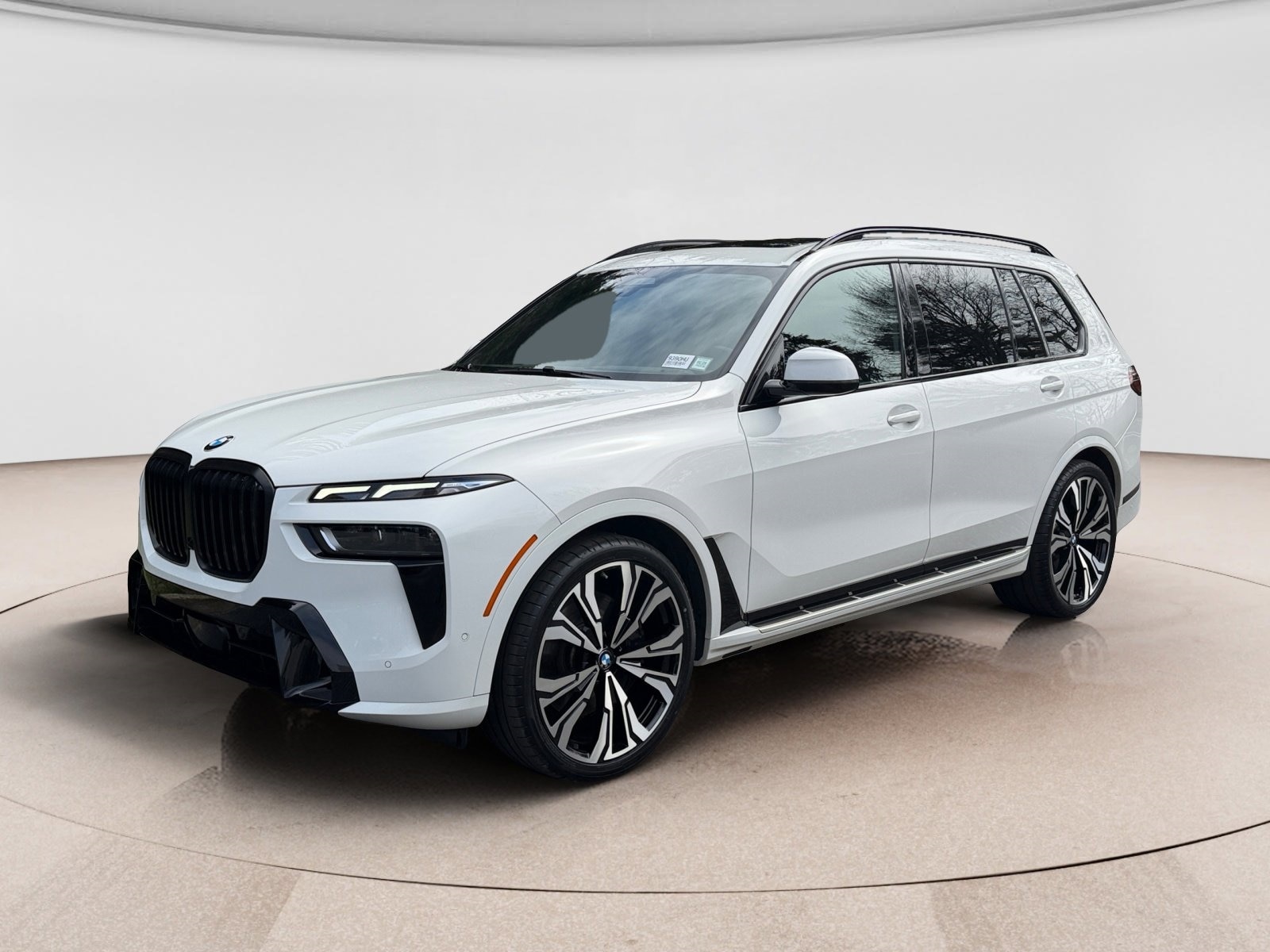 2023 BMW X7 40i