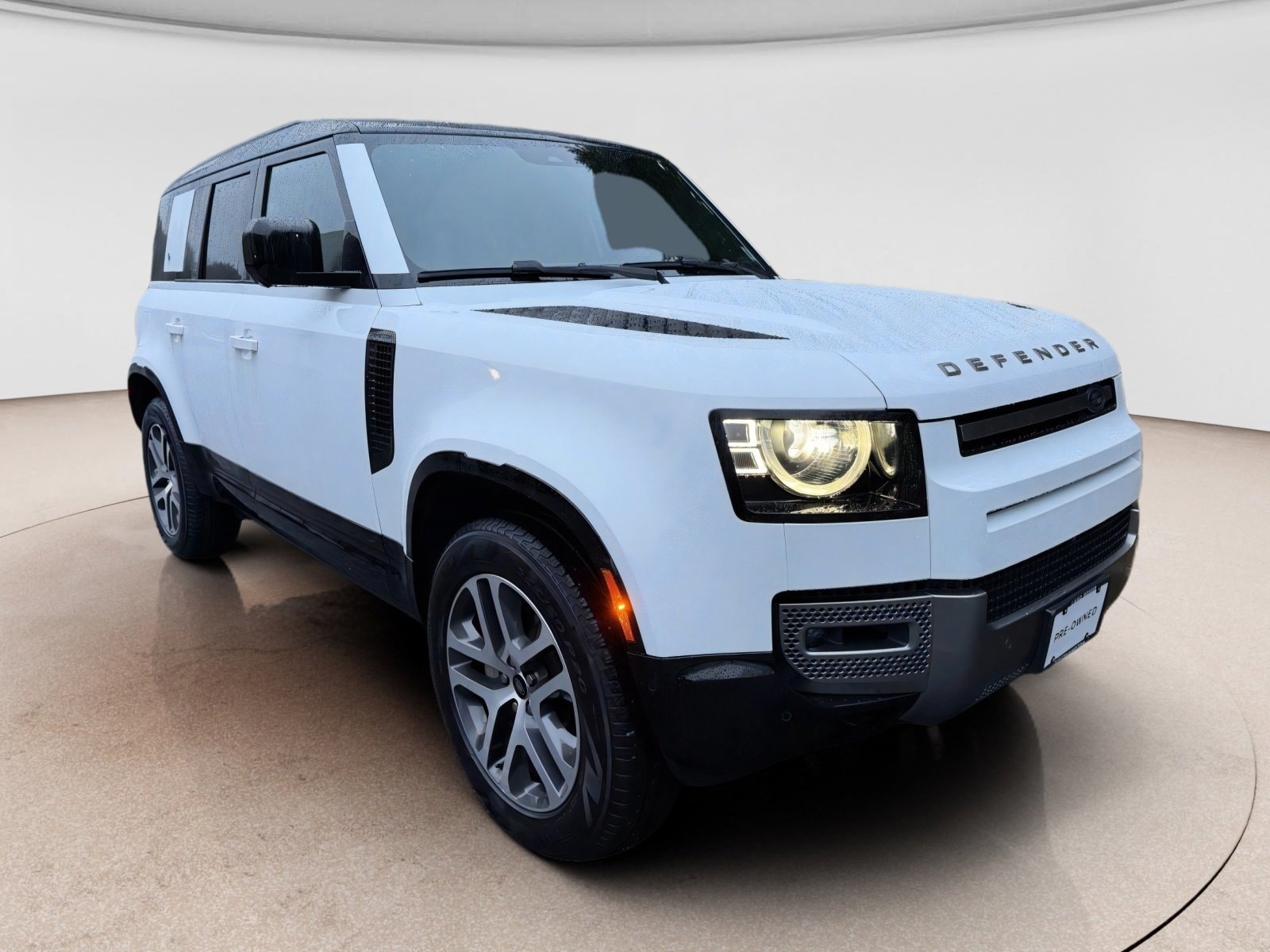 2023 Land Rover Defender X-Dynamic SE - Photo 8