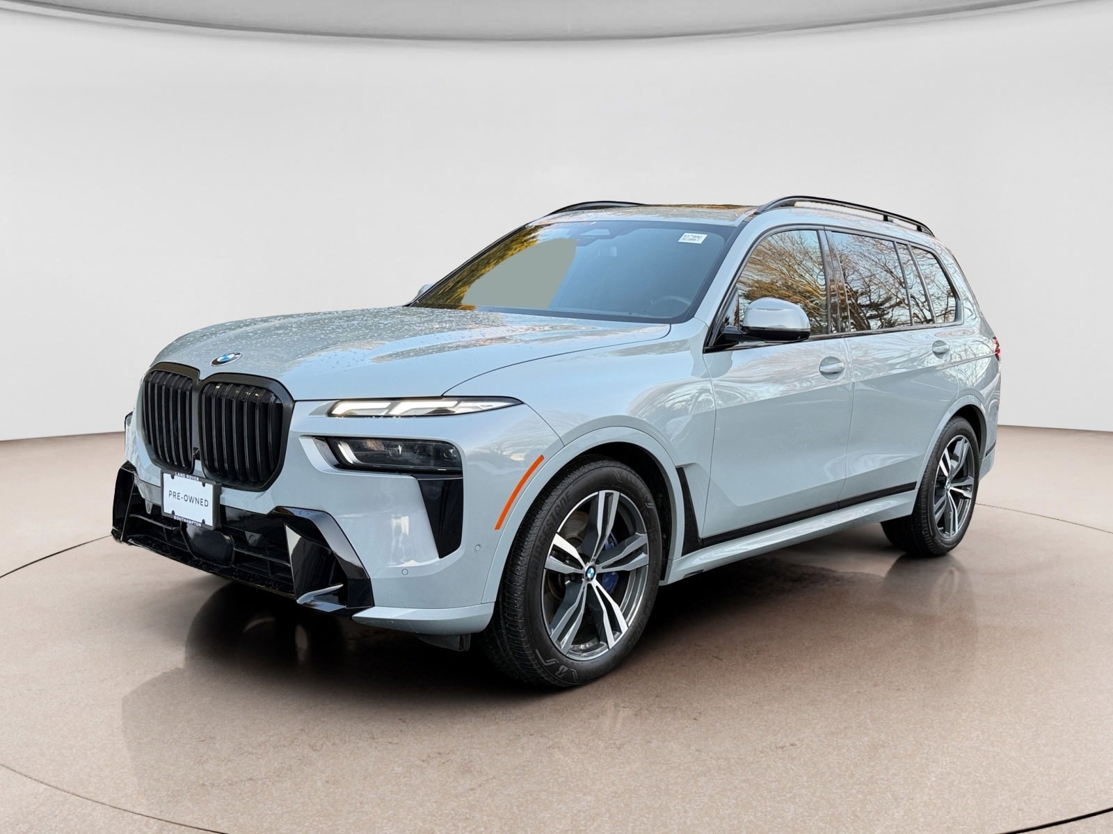 2023 BMW X7 40i