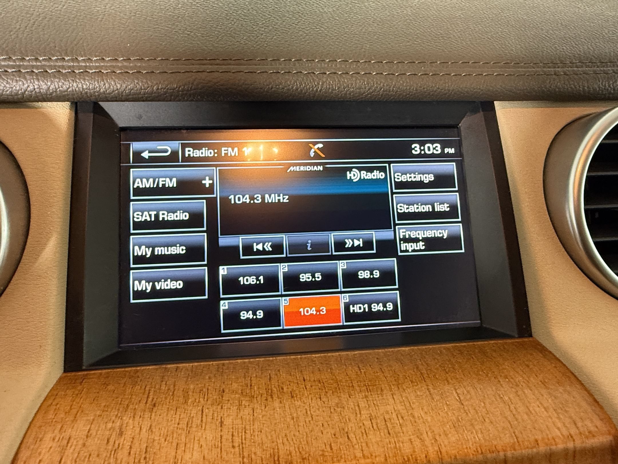 2015 Land Rover LR4 HSE - Photo 18