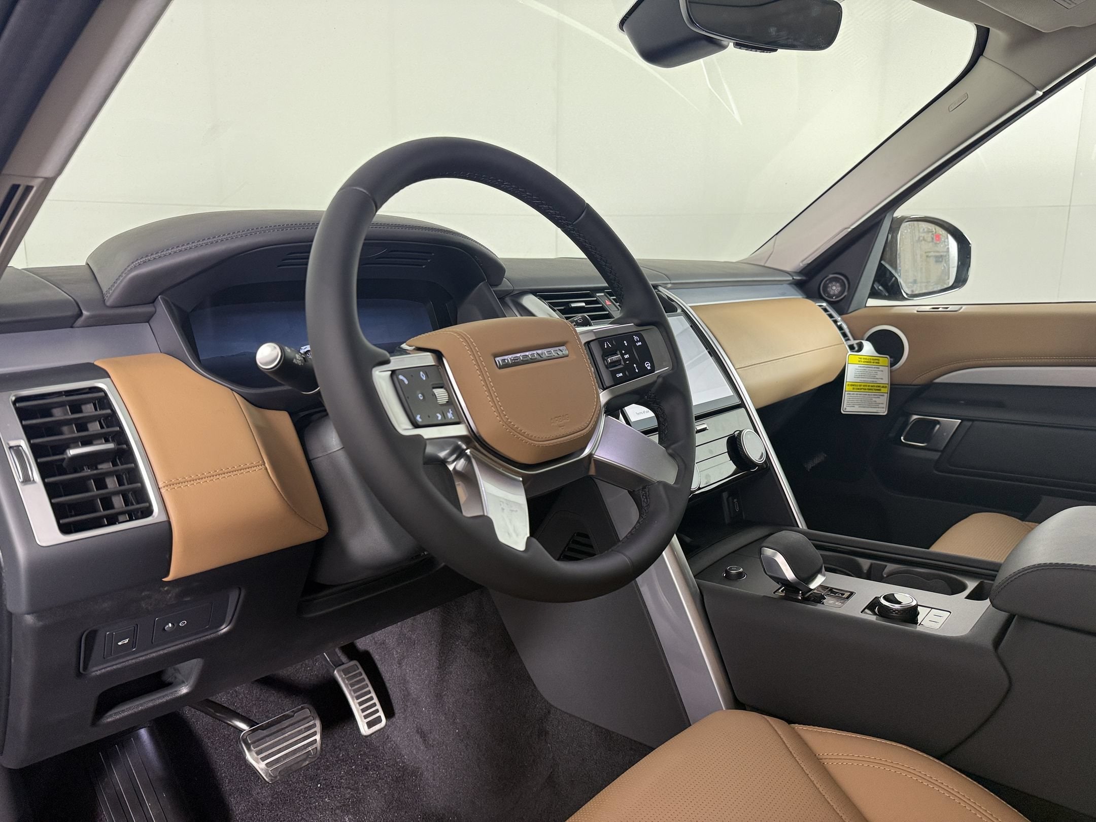 2026 Land Rover Discovery Gemini Edition SUV