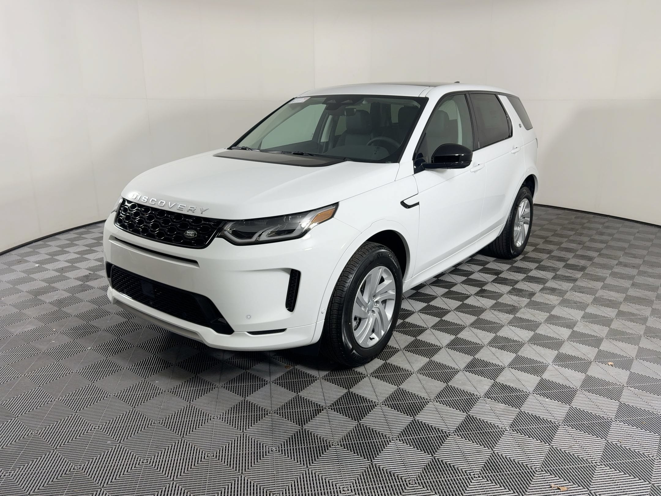 2025 Land Rover Discovery Sport S SUV