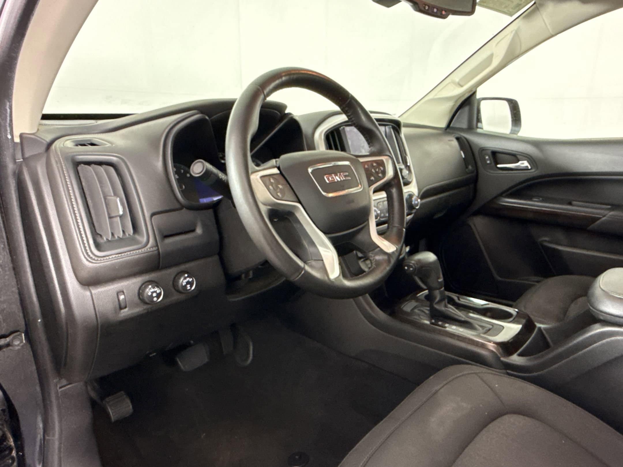 Canyon 4WD SLE Truck Crew Cab