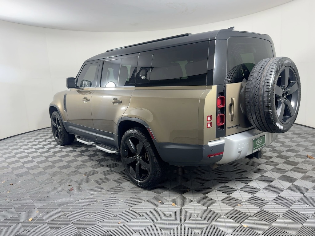 Used 2023 Land Rover Defender 130 SE SUV