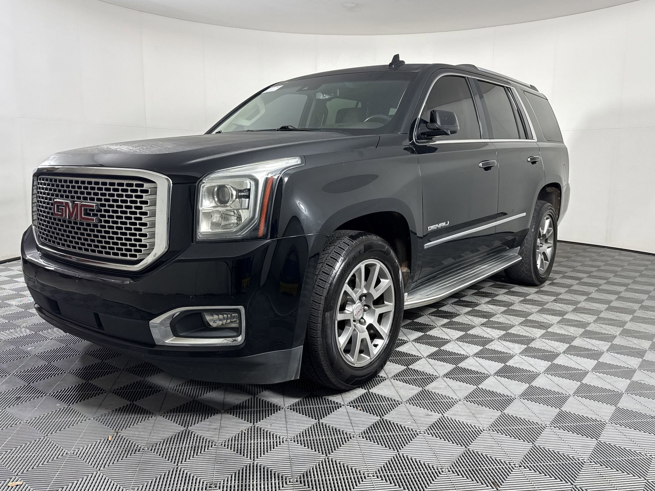 2015 GMC Yukon 2WD Denali's photo