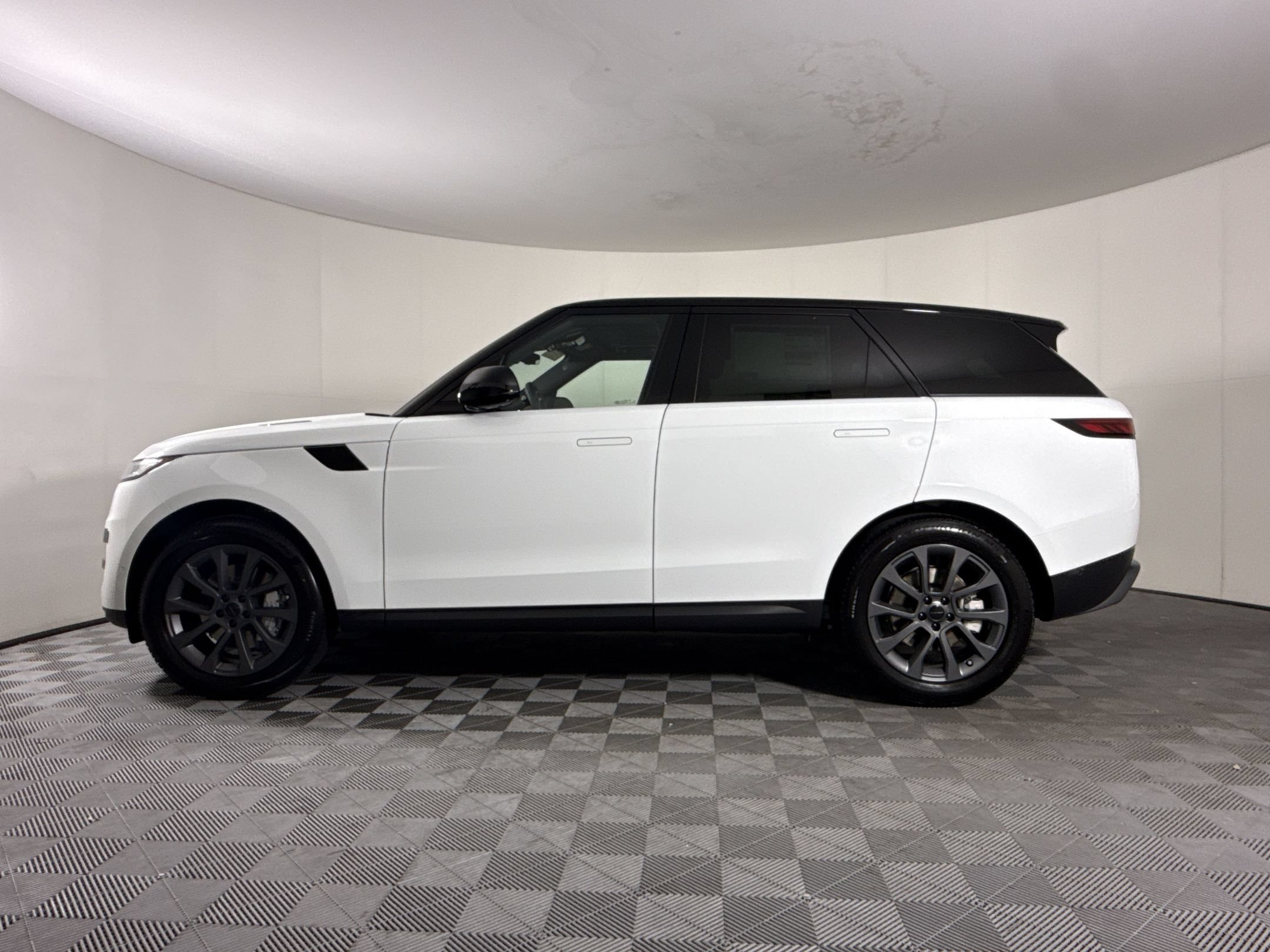 Range Rover Sport P360 SE SUV