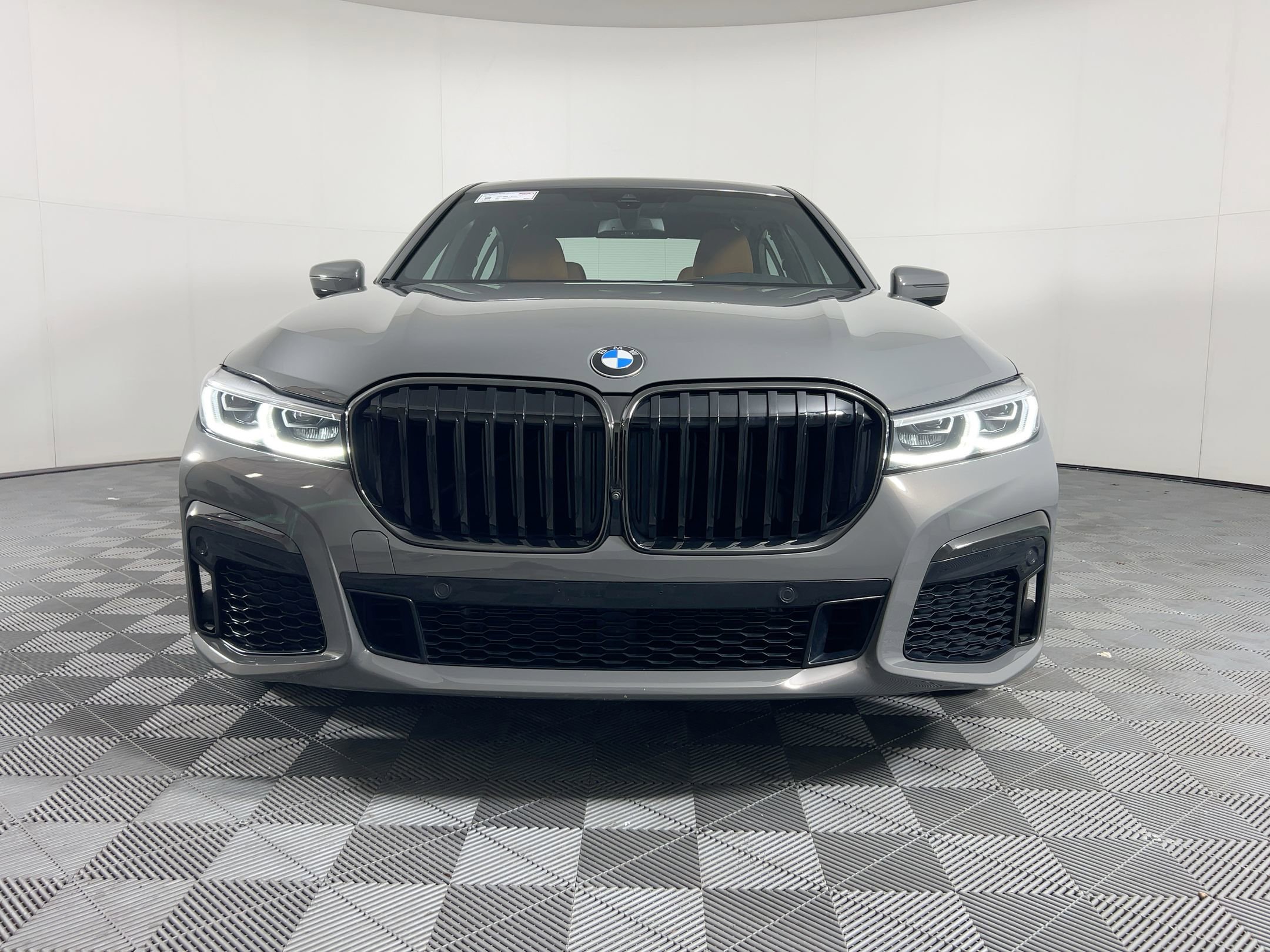 2021 Bmw 740i photo 4