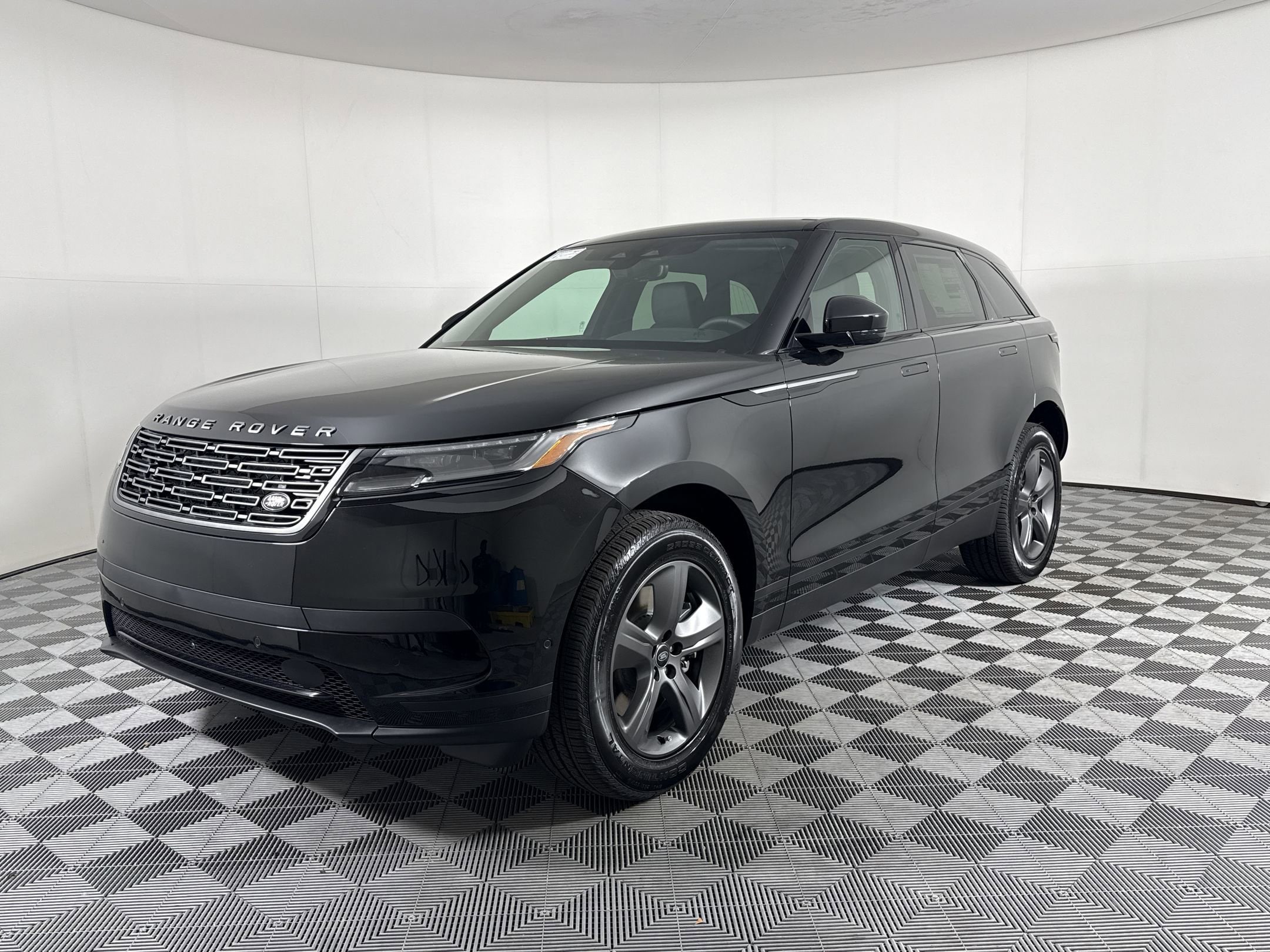2026 Land Rover Range Rover Velar