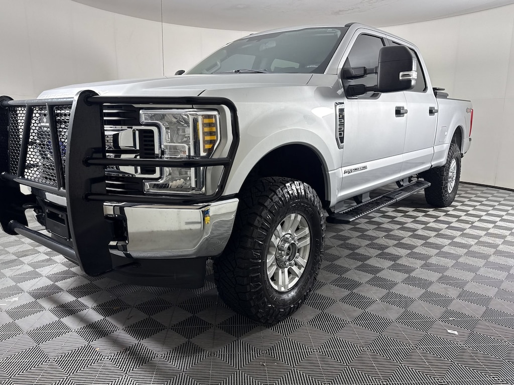 Used 2019 Ford Super Duty F-250 SRW XLT Truck Crew Cab