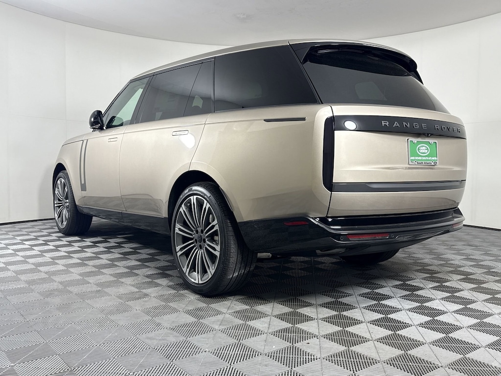 New 2026 Land Rover Range Rover P400 SE 7 Seat SUV