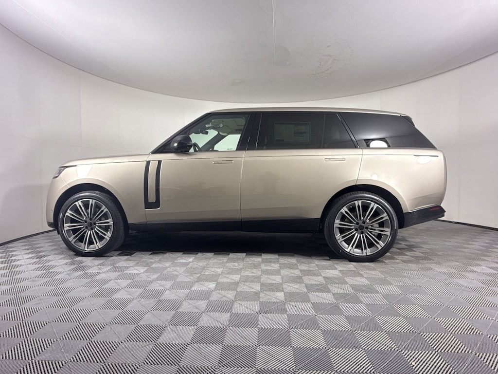 New 2026 Land Rover Range Rover P400 SE 7 Seat SUV
