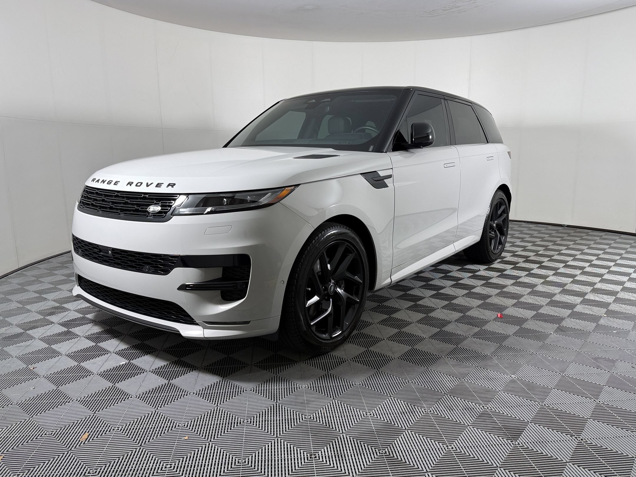 2024 Land Rover Range Rover Sport