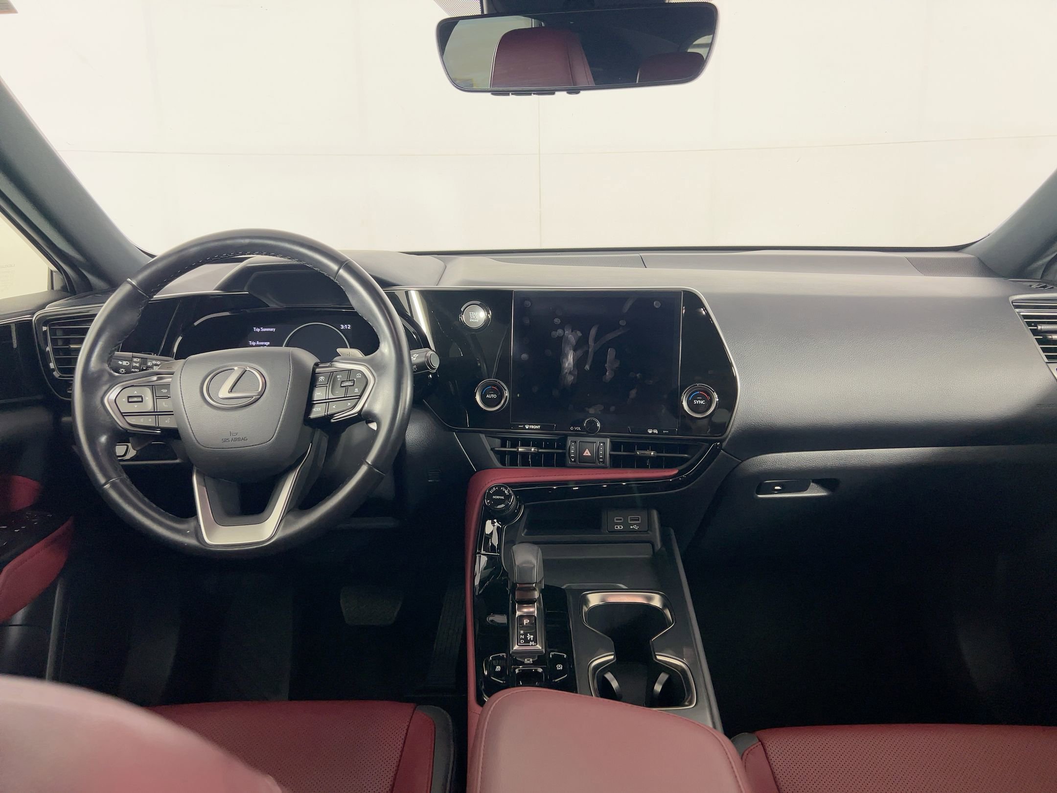 2022 Lexus NX 250 photo 4