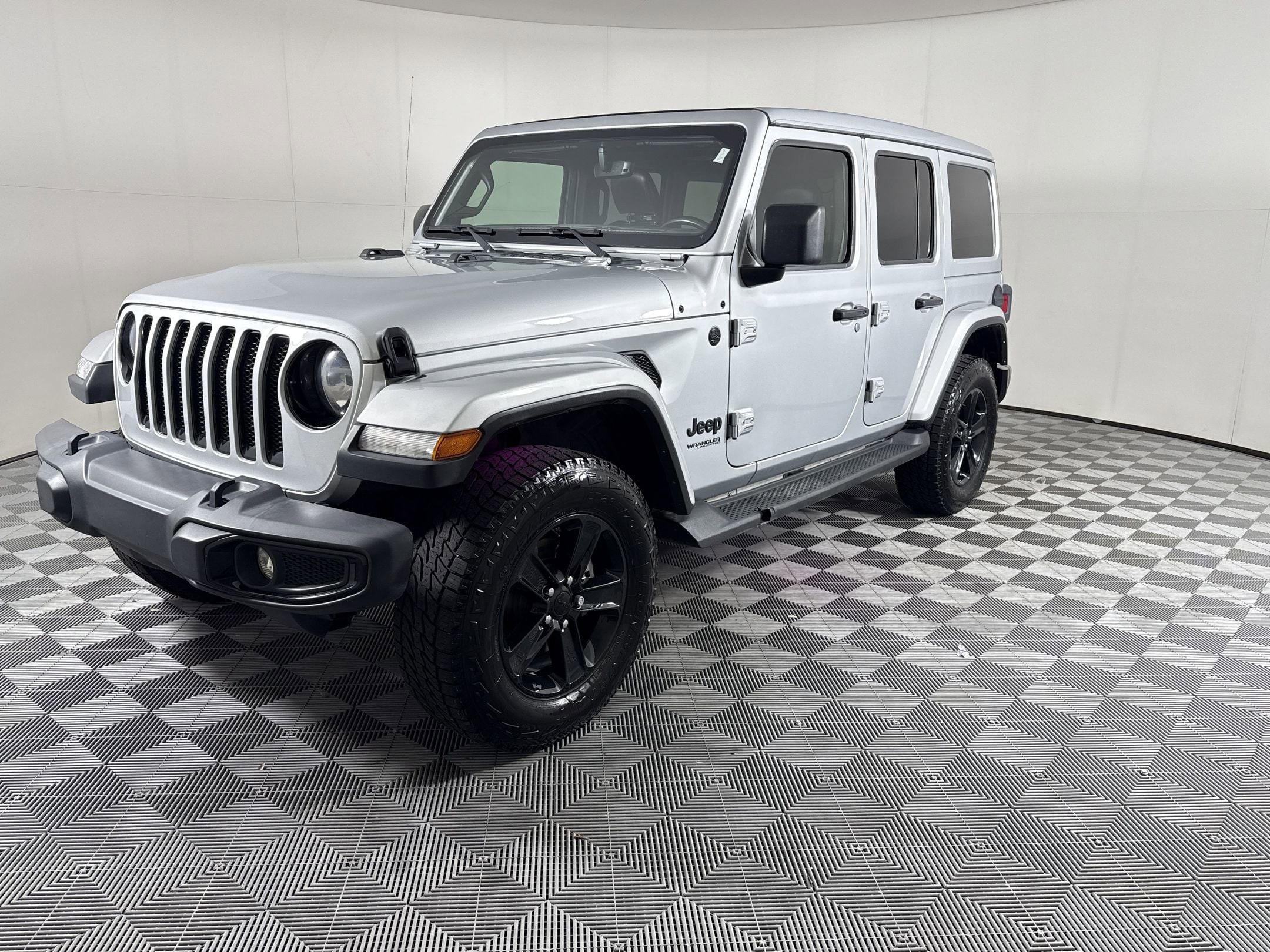 2022 Jeep Wrangler Sahara Altitude's photo