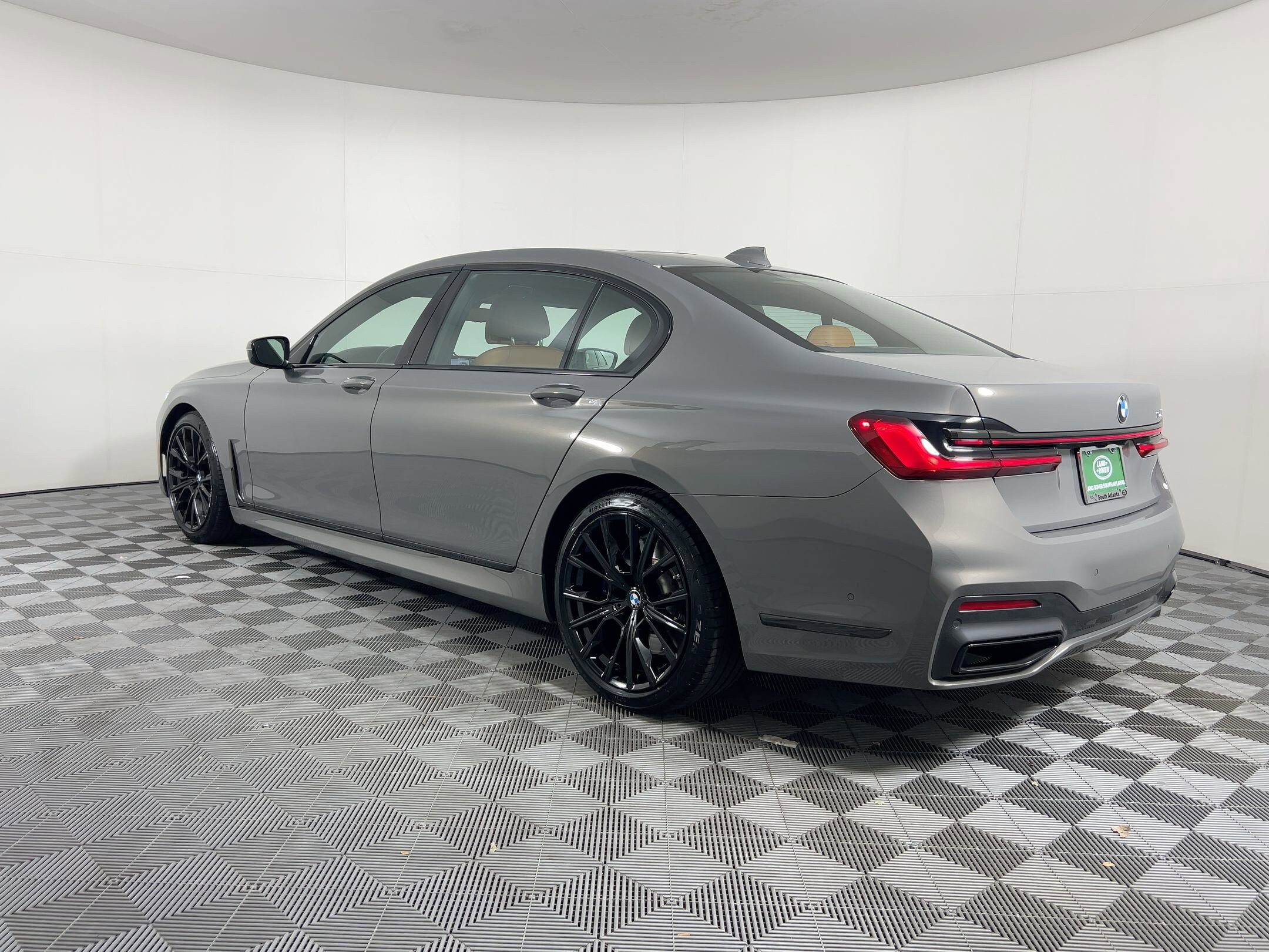 2021 Bmw 740i photo 3