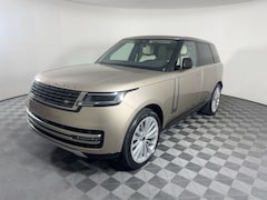2026 Land Rover Range Rover P400 SE SUV