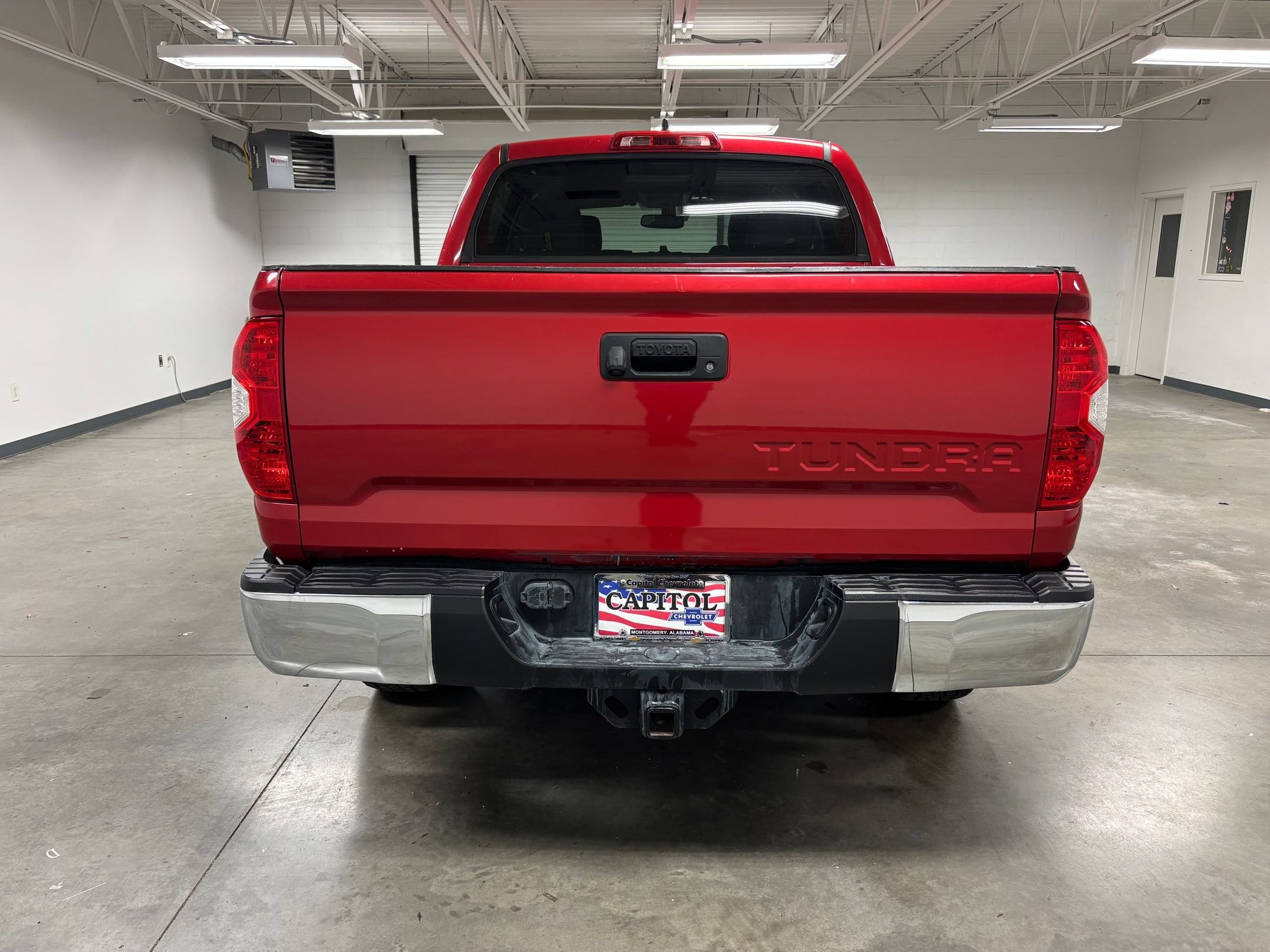 2020 Toyota Tundra SR5 - Photo 8