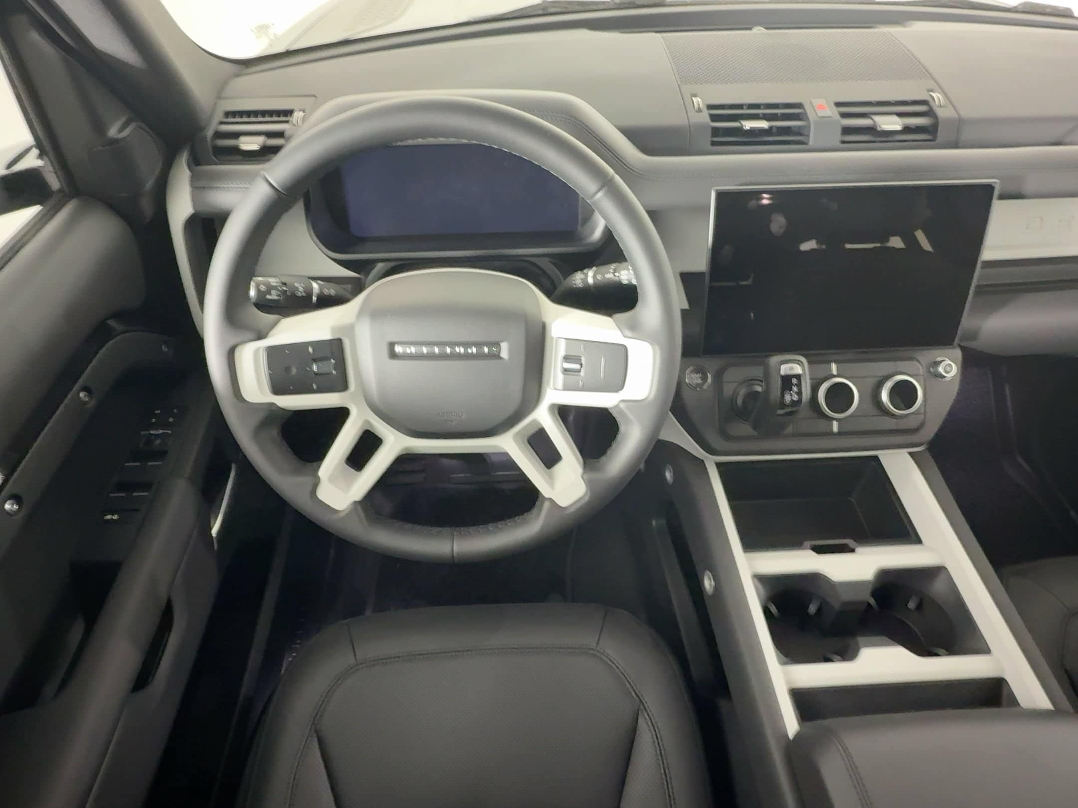 2026 Land Rover Defender S - Photo 26