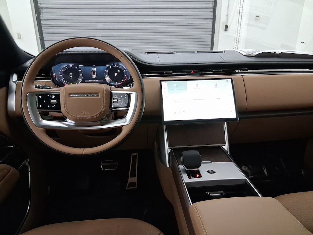 New 2026 Land Rover Range Rover P530 SE SUV