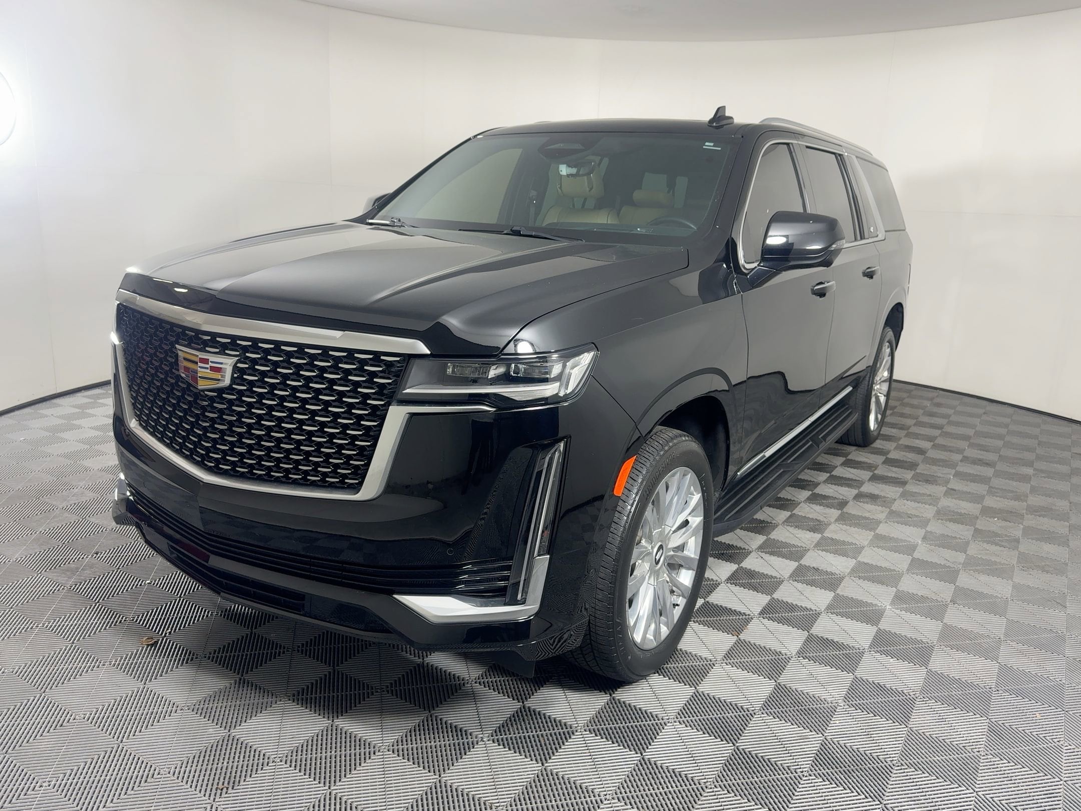 2023 Cadillac Escalade ESV Premium Luxury's photo