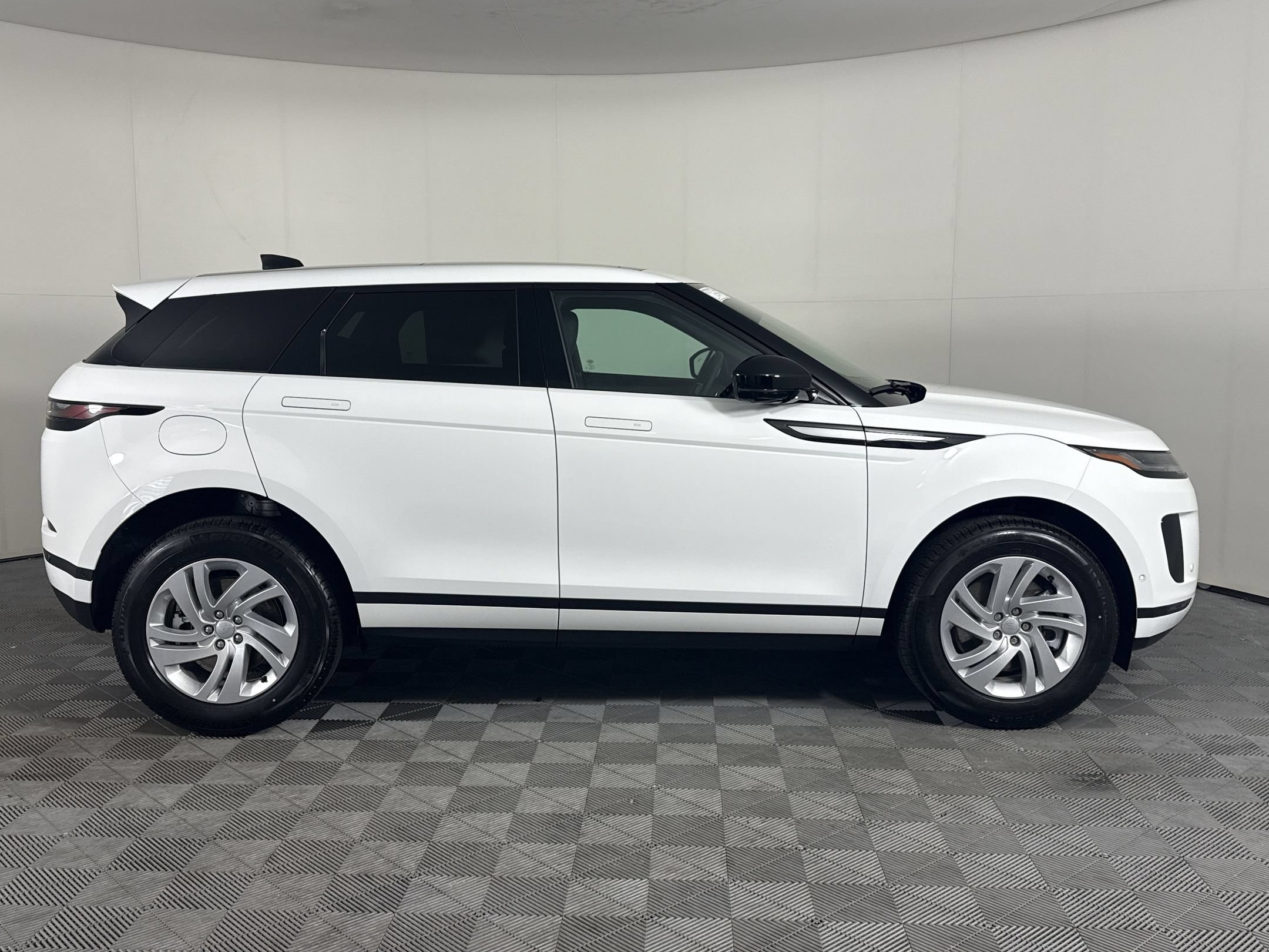 2026 Land Rover Range Rover Evoque Core S SUV