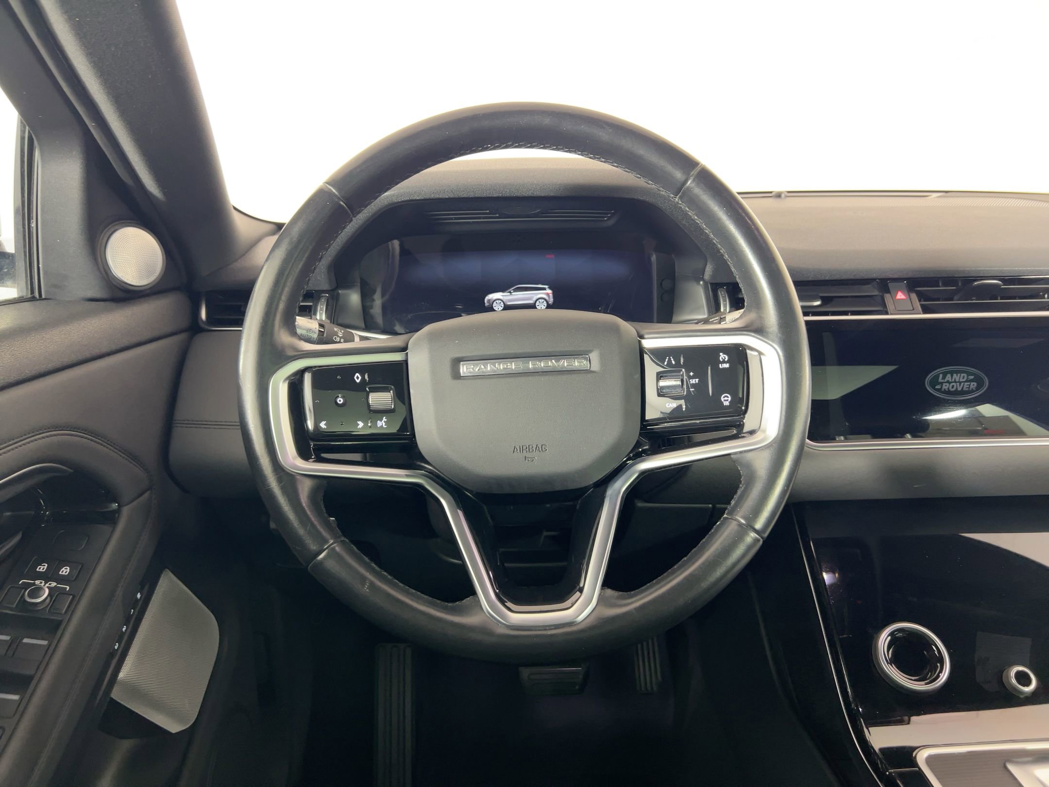 2021 Land Rover Range Rover Evoque SE photo 4