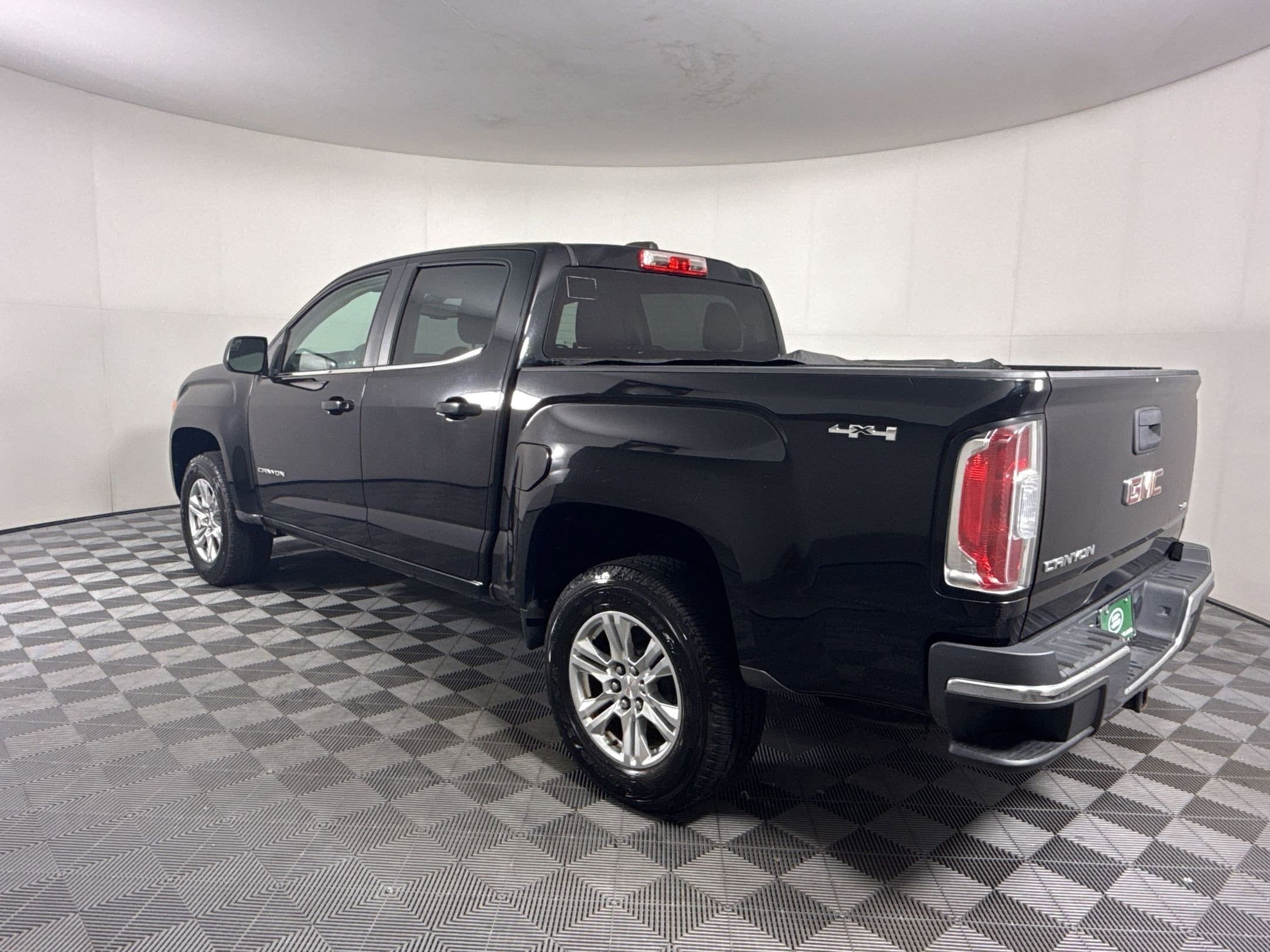 Canyon 4WD SLE Truck Crew Cab