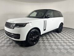 2025 Land Rover Range Rover P400 SE SUV