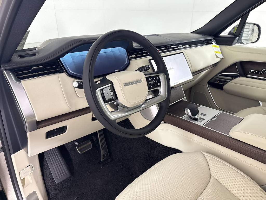 New 2026 Land Rover Range Rover P400 SE 7 Seat SUV