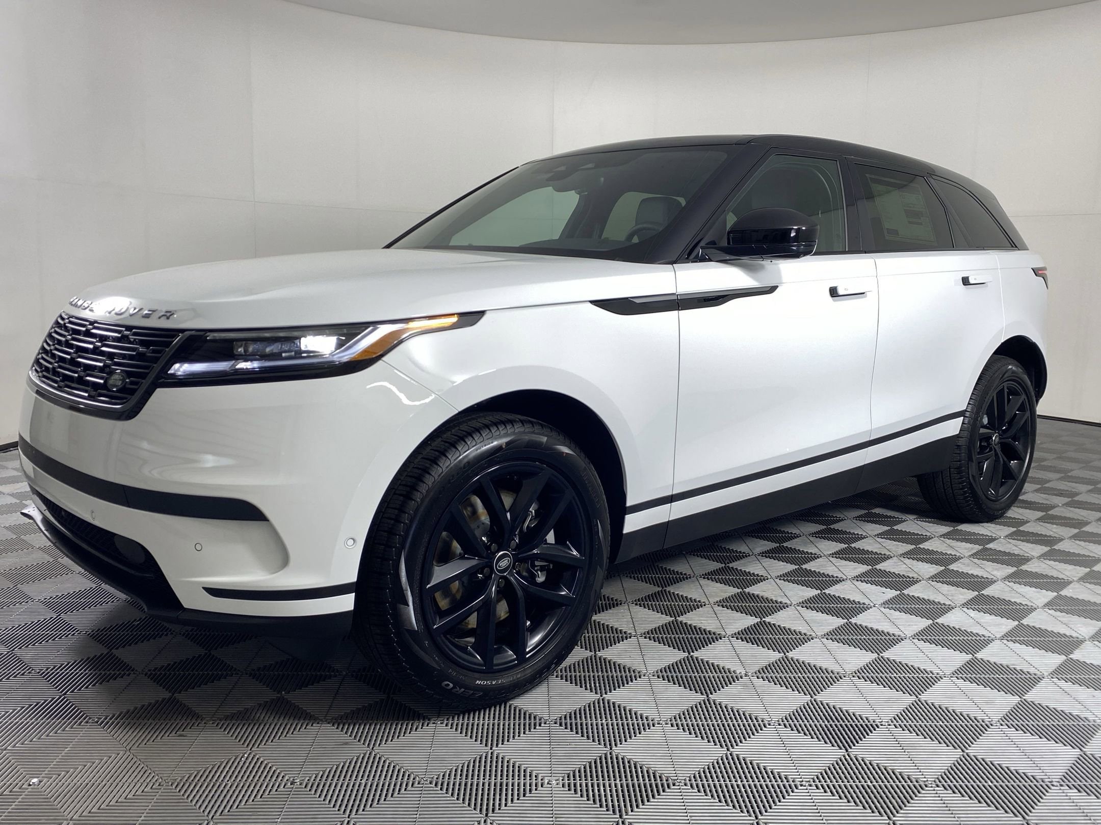 2026 Land Rover Range Rover Velar S