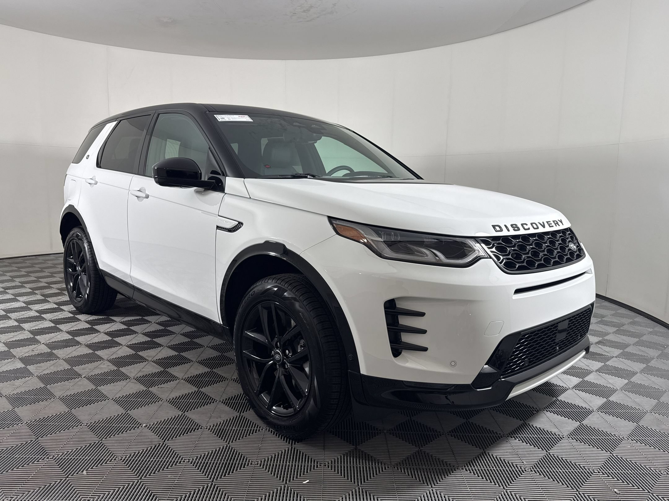 2026 Land Rover Discovery Sport Landmark SUV