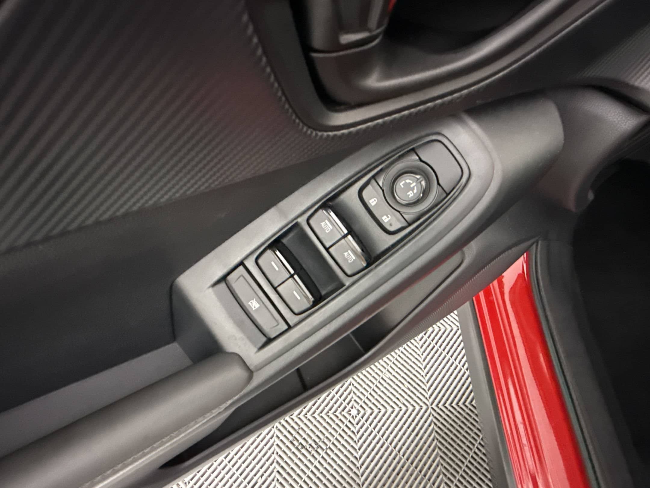 2024 Subaru Crosstrek Premium - Photo 14