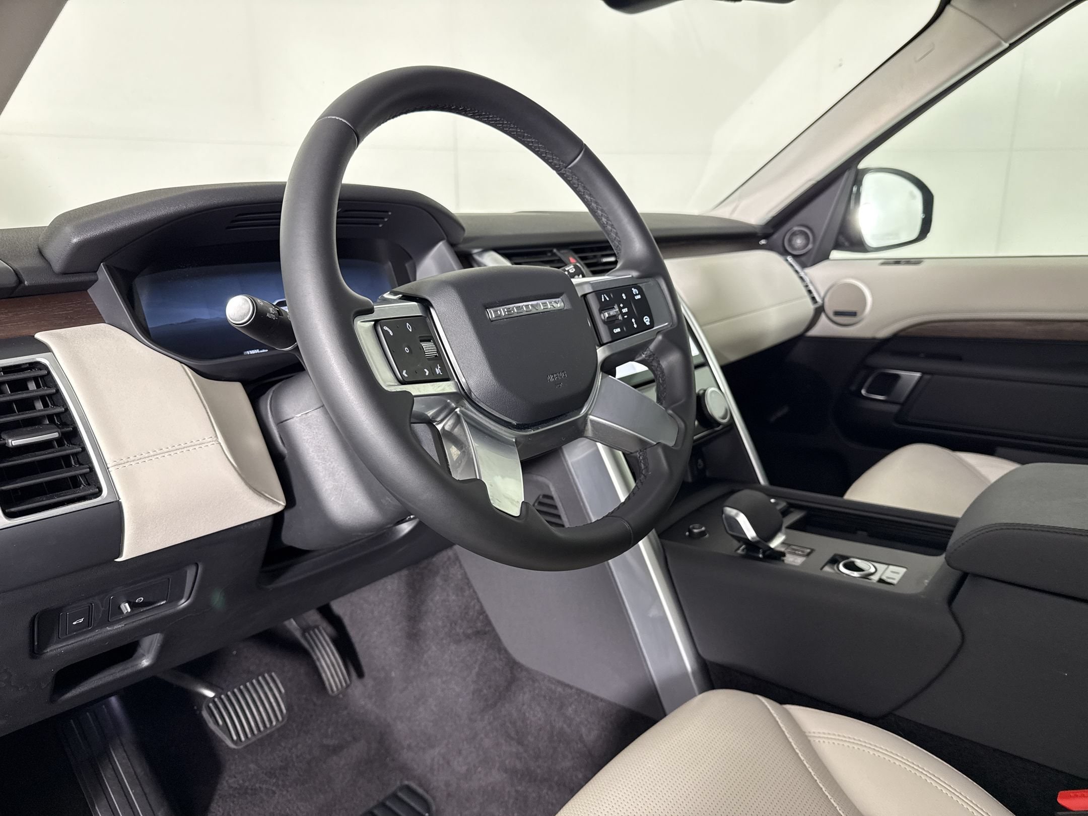 Discovery S SUV