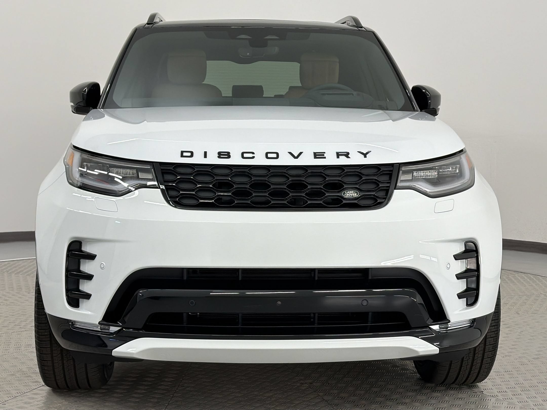 Discovery Dynamic SE SUV