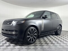2026 Land Rover Range Rover P615 SV SUV
