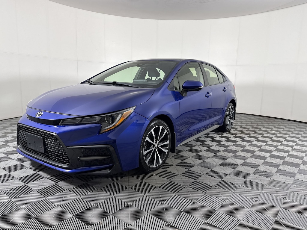 Used 2020 Toyota Corolla SE Sedan