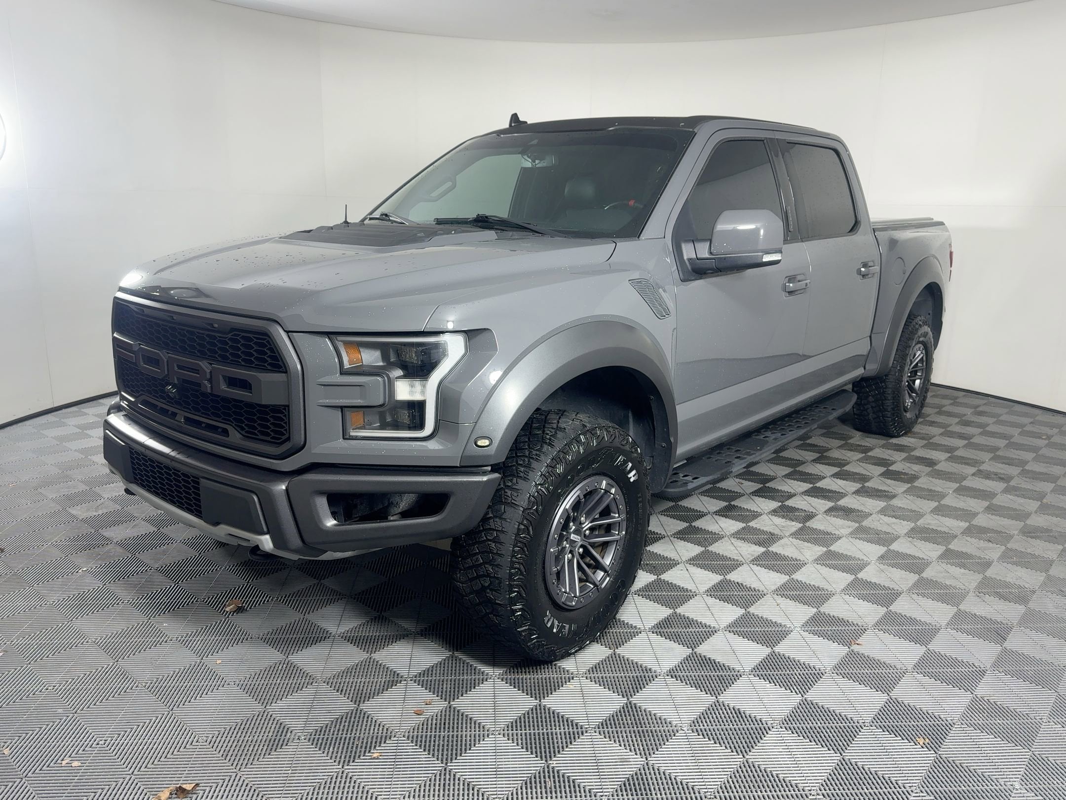 2020 Ford F-150 Raptor's photo