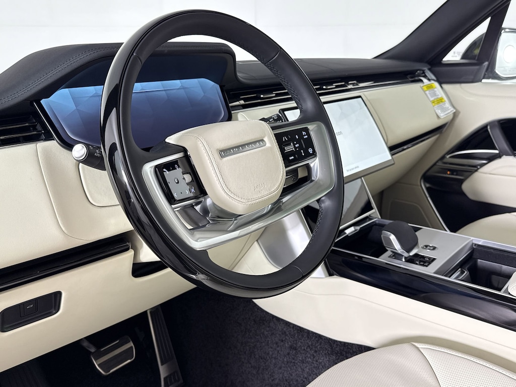 New 2026 Land Rover Range Rover P400 SE SUV