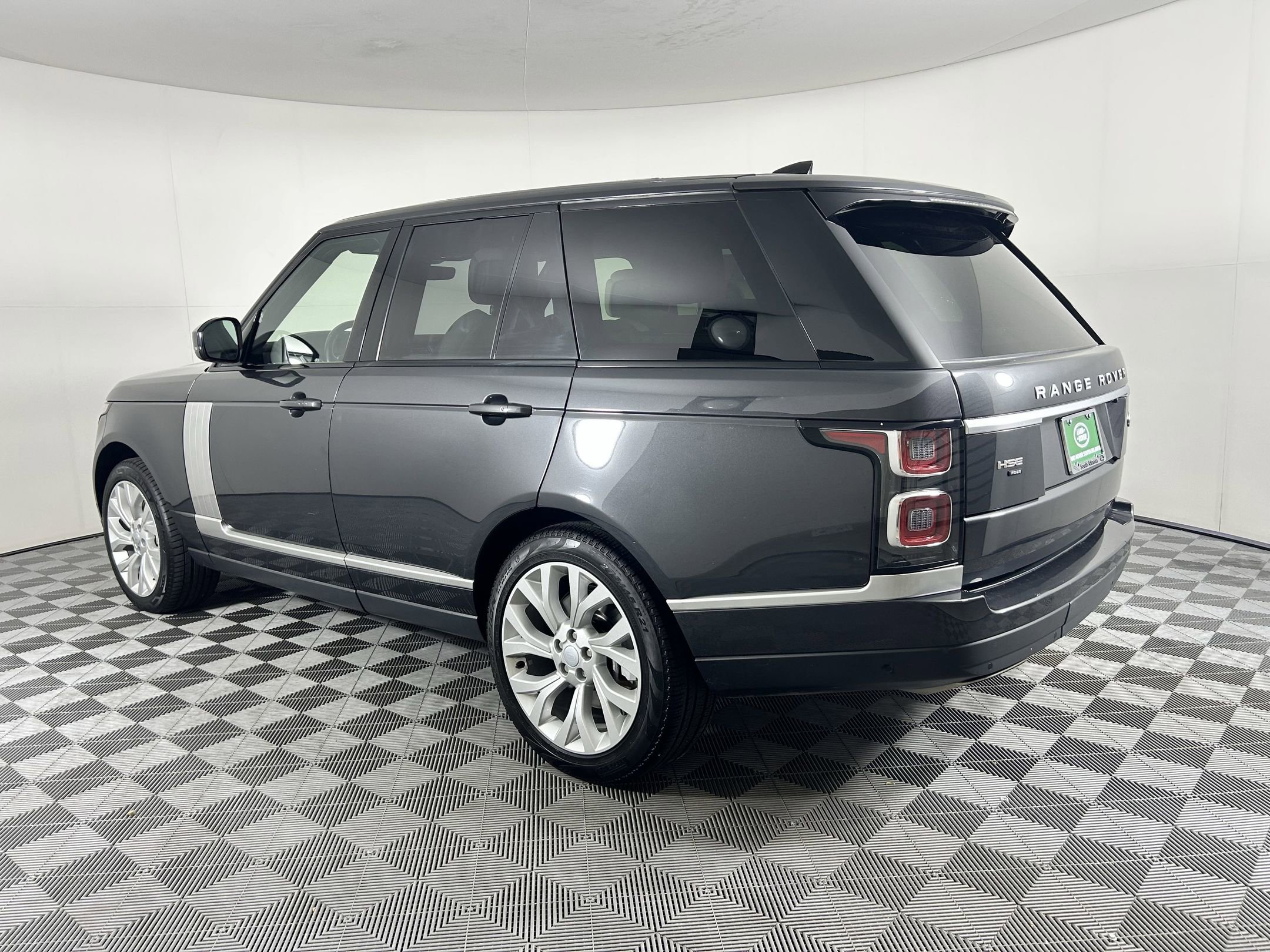 2022 Land Rover Range Rover P525 HSE HSE Westminster Edition photo 2