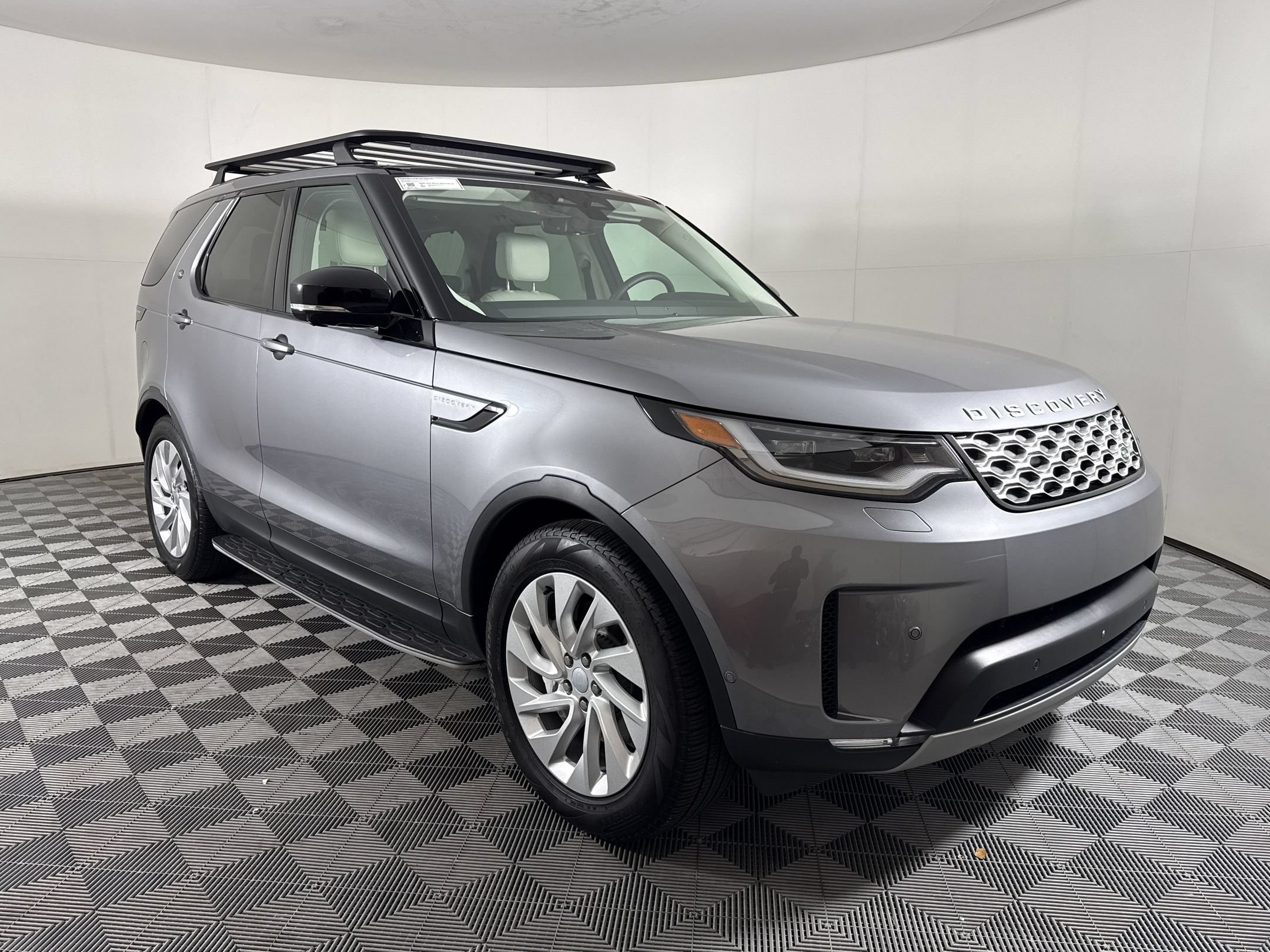 Discovery S SUV
