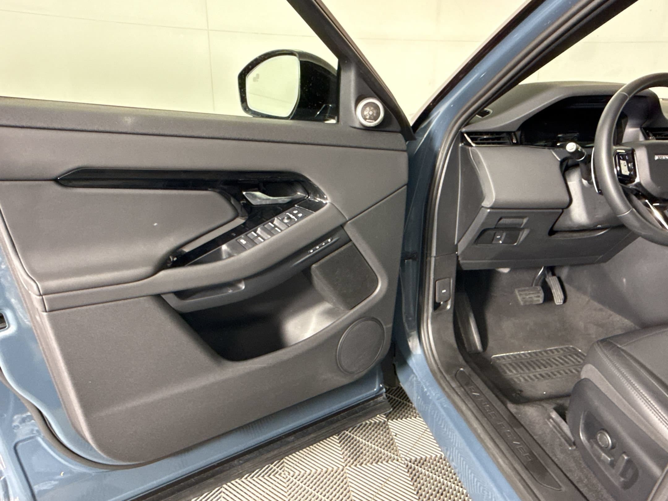 2024 Land Rover Range Rover Evoque Core S SUV