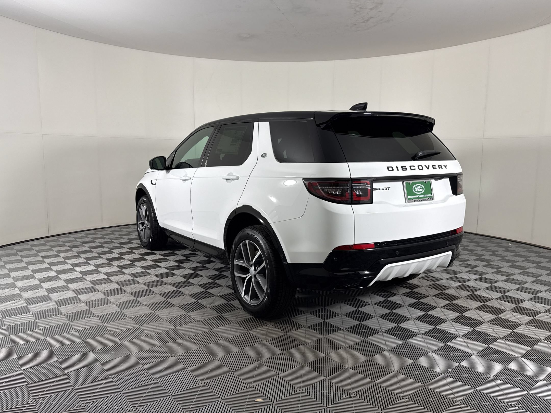 2026 Land Rover Discovery Sport Landmark SUV