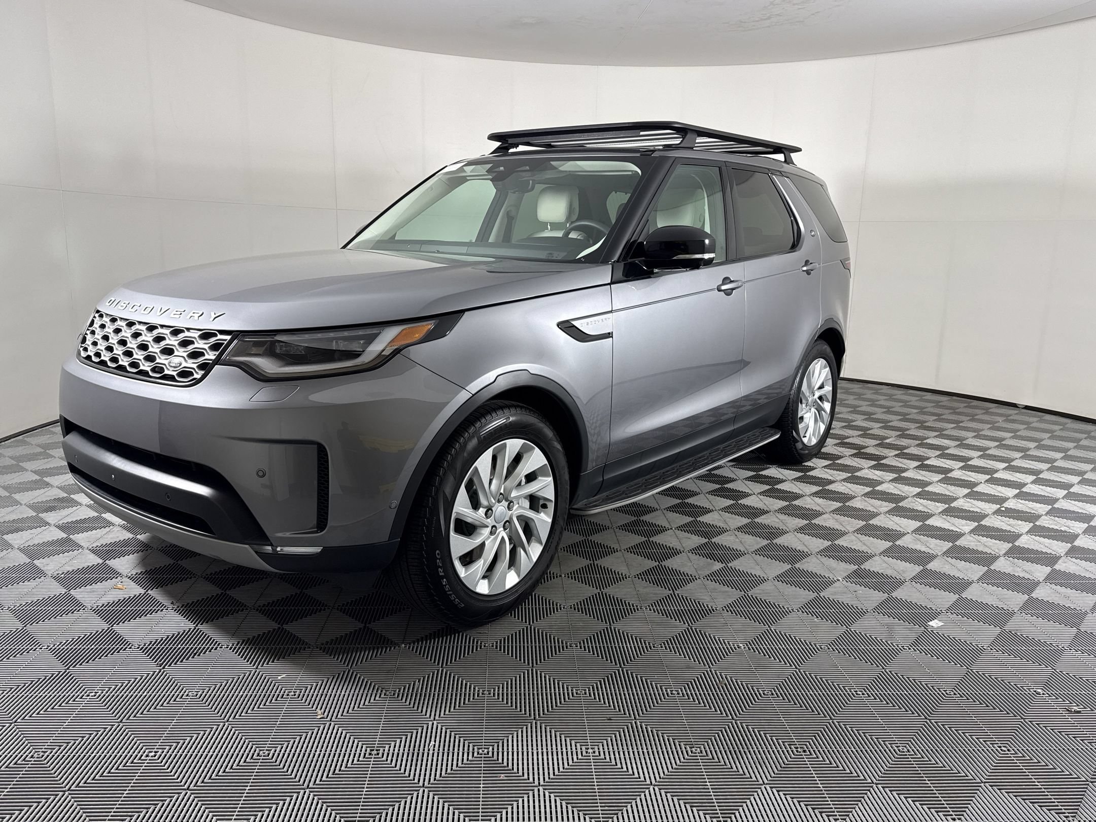 Discovery S SUV